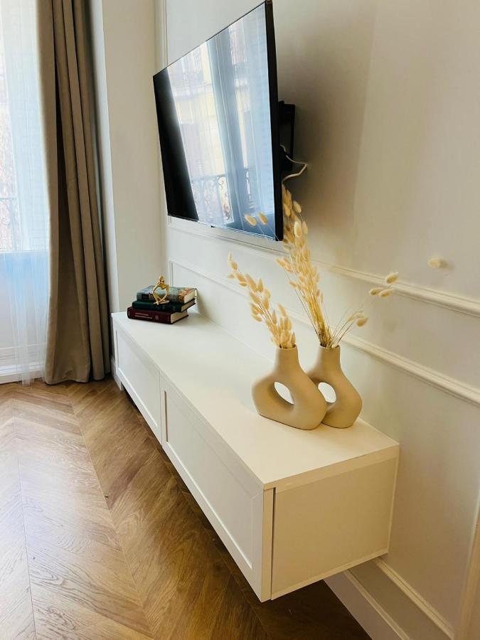 Deluxe Apartment Near Gran Via マドリード エクステリア 写真