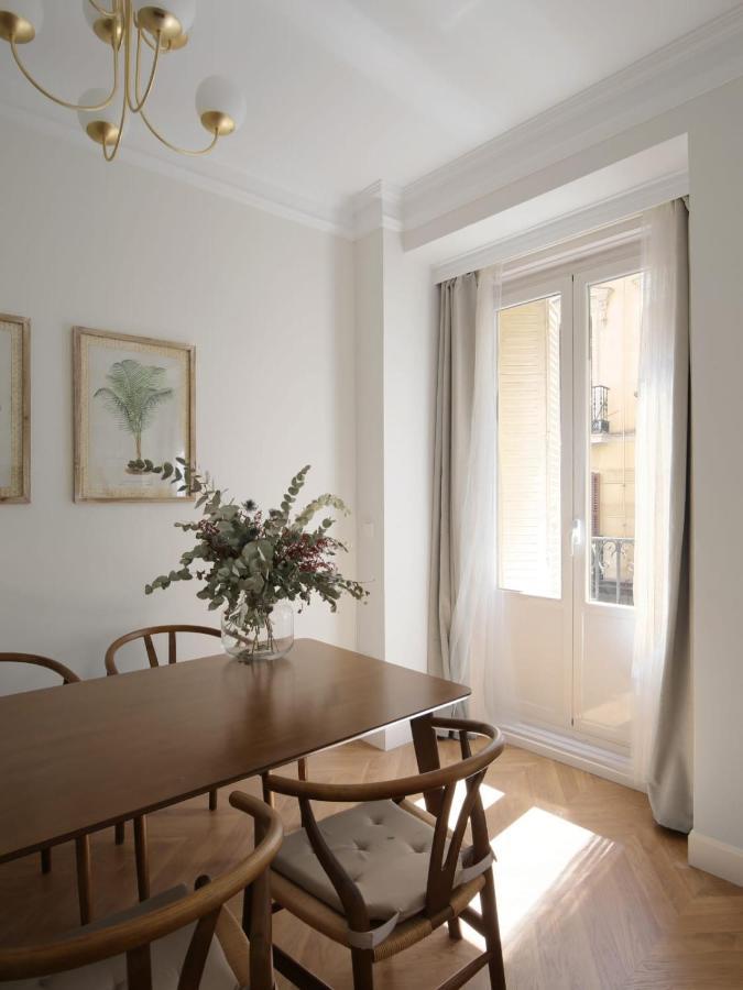 Deluxe Apartment Near Gran Via マドリード エクステリア 写真
