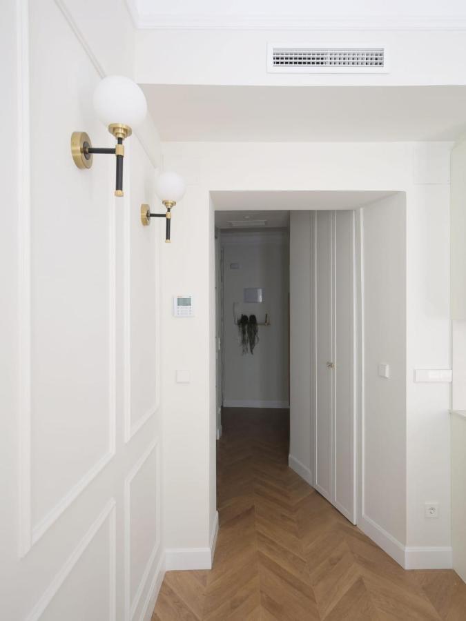 Deluxe Apartment Near Gran Via マドリード エクステリア 写真